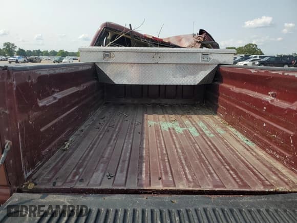 ✅ 2000 Chevrolet Silverado 1500 • VIN: 1GCEK14WXYZ198856 • Lot: 58851185. Listed on Copart with 223,406 mi. Free auction sales archive from the USA and detailed vehicle history report at DreamBid. Image 10.