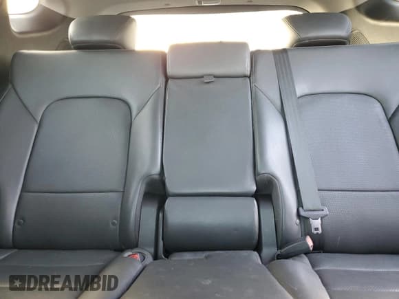 ✅ 2017 Hyundai Santa Fe Ultimate • VIN: 5XYZW4LA1HG473767 • Лот: 91224505. Опубликован ранее на Copart с пробегом 79 937 миль. Бесплатный доступ к архиву аукционных продаж из США и подробный отчёт об истории автомобиля на DreamBid. Изображение 10.