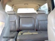 ✅ 2000 Ford Excursion Limited • VIN: 1FMNU42S3YEC00543 • Лот: 75047064. Опубликован ранее на Copart с пробегом 257 298 миль. Бесплатный доступ к архиву аукционных продаж из США и подробный отчёт об истории автомобиля на DreamBid. Изображение 10.