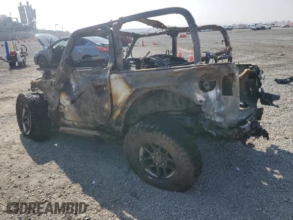 ✅ 2019 Jeep Wrangler Sport S • VIN: 1C4GJXAN3KW558424 • Lot: 91143625. Listed on Copart with Not provided. Free auction sales archive from the USA and detailed vehicle history report at DreamBid. Image 2.