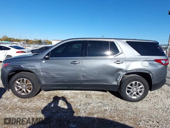 ✅ 2020 Chevrolet Traverse LS • VIN: 1GNERFKW1LJ279769 • Lot: 43647984. Listed on IAAI with 41,857 mi. Free auction sales archive from the USA and detailed vehicle history report at DreamBid. Image 13.