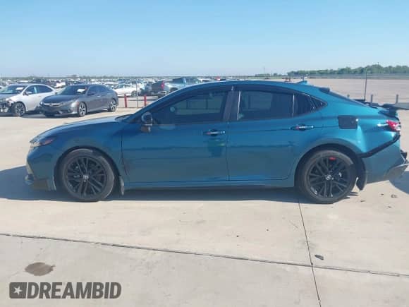 2025 Toyota Camry LE с VIN 4T1DAACK1SU573854, выставлен на аукционе IAAI как лот 43100914 с пробегом 16 084 миль миль и . История ставок и продаж доступна на DreamBid. Изображение 14.