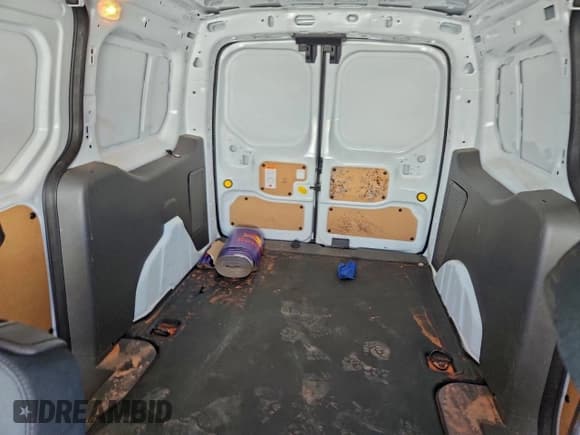 ✅ 2023 Ford Transit Connect XL • VIN: NM0LS7S27P1563580 • Lot: 95996715. Listed on Copart with 31,193 mi. Free auction sales archive from the USA and detailed vehicle history report at DreamBid. Image 10.