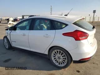 ✅ 2016 Ford Focus Electric • VIN: 1FADP3R46GL301701 • Лот: 73425663. Опубликован ранее на Copart с пробегом 36 142 миль. Бесплатный доступ к архиву аукционных продаж из США и подробный отчёт об истории автомобиля на DreamBid. Изображение 2.