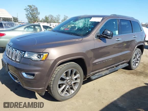 ✅ 2017 Jeep Grand Cherokee Overland • VIN: 1C4RJECG0HC960178 • Лот: 42315844. Опубликован ранее на IAAI с пробегом 63 271 миль. Бесплатный доступ к архиву аукционных продаж из США и подробный отчёт об истории автомобиля на DreamBid. Изображение 19.