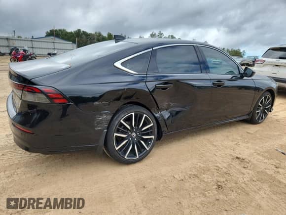 2023 Honda Accord Touring z VIN 1HGCY2F81PA028023, wystawiony jako Copart lot #90211335 z przebiegiem 34 160 mil mil oraz Szkoda całkowita • Salvage title. Historia ofert i sprzedaży dostępna na DreamBid. Obrazek 3.