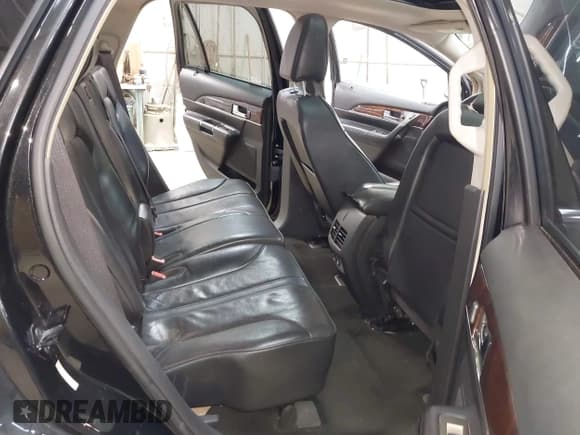 ✅ 2011 Lincoln MKX • VIN: 2LMDJ8JK0BBJ21139 • Lot: 43638480. Listed on IAAI with 184,871 mi. Free auction sales archive from the USA and detailed vehicle history report at DreamBid. Image 8.