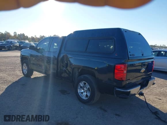 ✅ 2018 Chevrolet Silverado 1500 LT • VIN: 1GCRCREC5JZ153279 • Лот: 43693905. Опубликован ранее на IAAI с пробегом 156 840 миль. Бесплатный доступ к архиву аукционных продаж из США и подробный отчёт об истории автомобиля на DreamBid. Изображение 3.