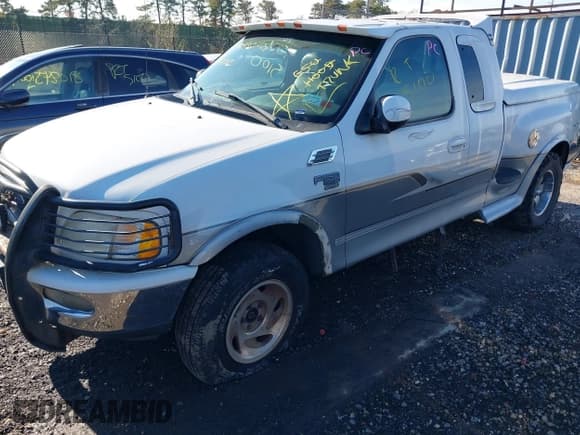 ✅ 1998 Ford F-150 • VIN: 2FTZX08W0WCA98105 • Лот: 40930475. Опубликован ранее на IAAI с пробегом Не указан. Бесплатный доступ к архиву аукционных продаж из США и подробный отчёт об истории автомобиля на DreamBid. Изображение 6.