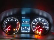 ✅ 2023 Mitsubishi Eclipse Cross LE • VIN: JA4ATVAA5PZ014587 • Lot: 43329980. Wystawiony na IAAI z przebiegiem 60 851 mil. Bezpłatny archiwum sprzedaży aukcyjnych z USA i szczegółowy raport historii pojazdu na DreamBid. Zdjęcie 7.