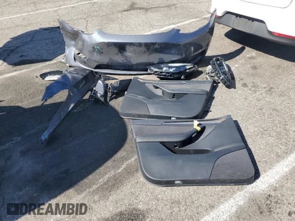 ✅ 2023 Tesla Model Y Long Range • VIN: 7SAYGAEE6PF637837 • Лот: 56227545. Опубликован ранее на Copart с пробегом 19 646 миль. Бесплатный доступ к архиву аукционных продаж из США и подробный отчёт об истории автомобиля на DreamBid. Изображение 13.