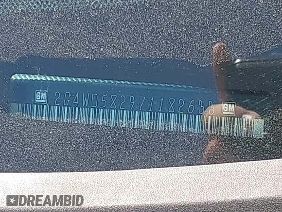 ✅ 2007 Buick LaCrosse CXL • VIN: 2G4WD582971182633 • Lot: 43327725. Listed on IAAI with 300,440 mi. Free auction sales archive from the USA and detailed vehicle history report at DreamBid. Image 9.