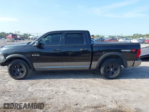 ✅ 2009 Dodge 1500 Laramie • VIN: 1D3HV13T89S713222 • Lot: 42346085. Wystawiony na IAAI z przebiegiem 148 110 mil. Bezpłatny archiwum sprzedaży aukcyjnych z USA i szczegółowy raport historii pojazdu na DreamBid. Zdjęcie 14.