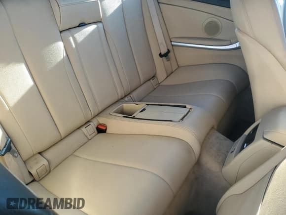 ✅ 2016 BMW 4 Series 428i • VIN: WBA3V7C55G5A25438 • Lot: 87261995. Listed on Copart with 164,752 mi. Free auction sales archive from the USA and detailed vehicle history report at DreamBid. Image 10.