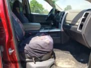 ✅ 2010 Dodge 1500 SLT • VIN: 1D7RV1CT4AS186481 • Lot: 41977635. Wystawiony na IAAI z przebiegiem 196 131 mil. Bezpłatny archiwum sprzedaży aukcyjnych z USA i szczegółowy raport historii pojazdu na DreamBid. Zdjęcie 5.