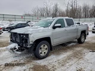 ✅ 2017 Chevrolet Silverado 1500 LT • VIN: 3GCUKREC7HG518407 • Лот: 94638535. Опубликован ранее на Copart с пробегом 223 790 миль. Бесплатный доступ к архиву аукционных продаж из США и подробный отчёт об истории автомобиля на DreamBid. Изображение 1.