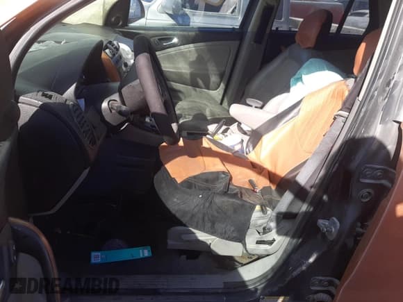 ✅ 2006 Saturn VUE • VIN: 5GZCZ534X6S830348 • Лот: 80379424. Опубликован ранее на Copart с пробегом Не указан. Бесплатный доступ к архиву аукционных продаж из США и подробный отчёт об истории автомобиля на DreamBid. Изображение 7.