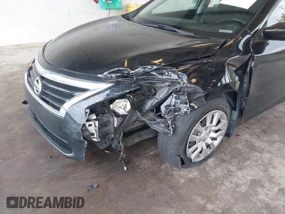 ✅ 2015 Nissan Altima S • VIN: 1N4AL3AP0FN368317 • Lot: 43575069. Wystawiony na IAAI z przebiegiem 167 677 mil. Bezpłatny archiwum sprzedaży aukcyjnych z USA i szczegółowy raport historii pojazdu na DreamBid. Zdjęcie 6.