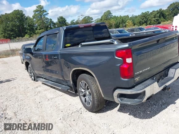 ✅ 2019 Chevrolet Silverado 1500 LT • VIN: 3GCUYDED5KG292241 • Lot: 43396399. Wystawiony na IAAI z przebiegiem 121 506 mil. Bezpłatny archiwum sprzedaży aukcyjnych z USA i szczegółowy raport historii pojazdu na DreamBid. Zdjęcie 3.