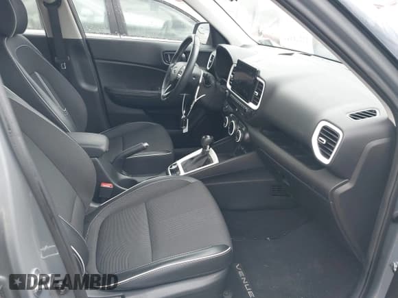 ✅ 2022 Hyundai Venue SEL • VIN: KMHRC8A31NU172040 • Lot: 42037444. Listed on IAAI with 26,432 mi. Free auction sales archive from the USA and detailed vehicle history report at DreamBid. Image 5.
