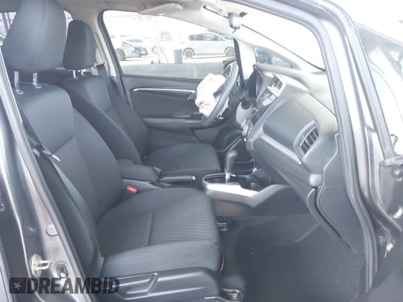 ✅ 2019 Honda Fit EX • VIN: 3HGGK5H88KM719594 • Lot: 42348016. Listed on IAAI with 37,771 mi. Free auction sales archive from the USA and detailed vehicle history report at DreamBid. Image 5.