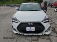 ✅ 2016 Hyundai Veloster Turbo • VIN: KMHTC6AE6GU299803 • Lot: 56931025. Wystawiony na Copart z przebiegiem Nie podano. Bezpłatny archiwum sprzedaży aukcyjnych z USA i szczegółowy raport historii pojazdu na DreamBid. Zdjęcie 5.