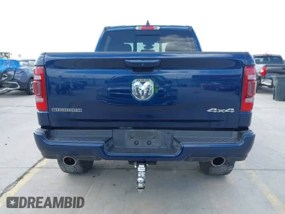 2020 Ram 1500 Big Horn z VIN 1C6SRFFTXLN108482, wystawiony jako IAAI lot #42850582 z przebiegiem 140 296 mil mil oraz . Historia ofert i sprzedaży dostępna na DreamBid. Obrazek 16.