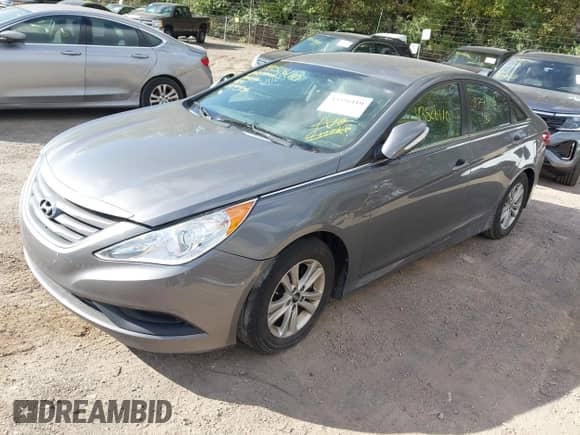 2014 Hyundai Sonata GLS с VIN 5NPEB4AC6EH877506, выставлен на аукционе IAAI как лот 43526110 с пробегом 113 575 миль миль и . История ставок и продаж доступна на DreamBid. Изображение 2.