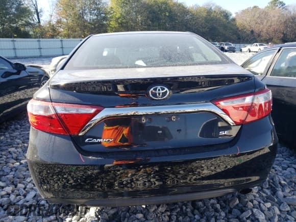✅ 2017 Toyota Camry LE • VIN: 4T1BF1FK7HU742725 • Lot: 91741205. Listed on Copart with 167,181 mi. Free auction sales archive from the USA and detailed vehicle history report at DreamBid. Image 6.