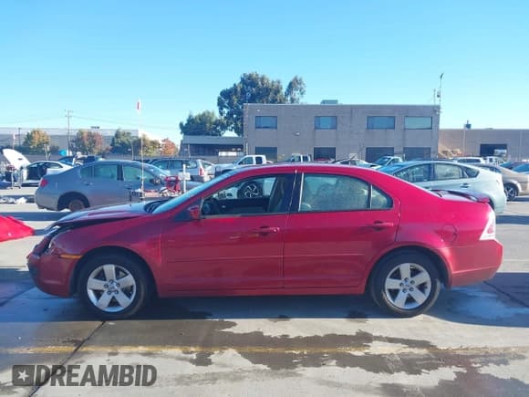 ✅ 2009 Ford Fusion SE • VIN: 3FAHP07199R171863 • Lot: 43764737. Listed on IAAI with 167,795 mi. Free auction sales archive from the USA and detailed vehicle history report at DreamBid. Image 14.