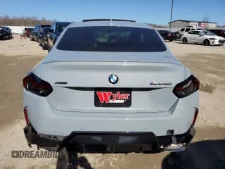 ✅ 2022 BMW 2 Series M240i xDrive • VIN: 3MW53CM00N8C35775 • Lot: 42138543. Wystawiony na Copart z przebiegiem Nie podano. Bezpłatny archiwum sprzedaży aukcyjnych z USA i szczegółowy raport historii pojazdu na DreamBid. Zdjęcie 6.
