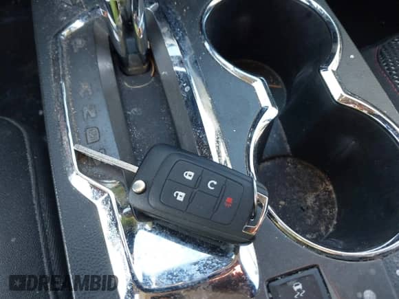 2017 Chevrolet Equinox LT с VIN 2GNFLFE34H6105237, выставлен на аукционе IAAI как лот 43385346 с пробегом 115 780 миль миль и . История ставок и продаж доступна на DreamBid. Изображение 11.