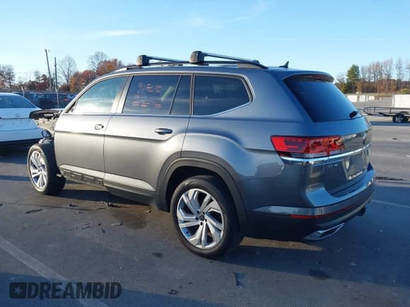 ✅ 2022 Volkswagen Atlas SE • VIN: 1V2KR2CA8NC551702 • Лот: 43642636. Опубликован ранее на IAAI с пробегом 52 057 миль. Бесплатный доступ к архиву аукционных продаж из США и подробный отчёт об истории автомобиля на DreamBid. Изображение 3.