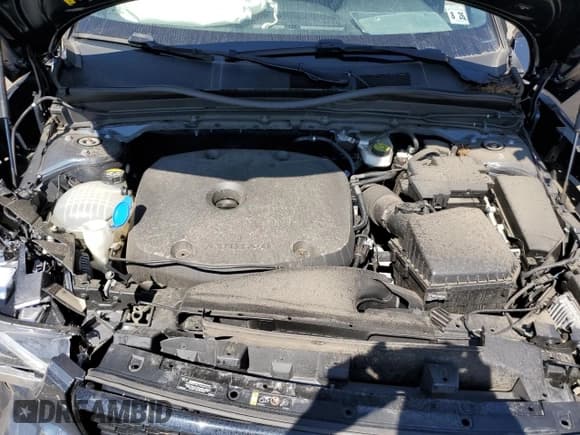 ✅ 2022 Volvo XC40 R-Design • VIN: YV4162UM6N2646308 • Lot: 61698813. Listed on Copart with 25,753 mi. Free auction sales archive from the USA and detailed vehicle history report at DreamBid. Image 13.