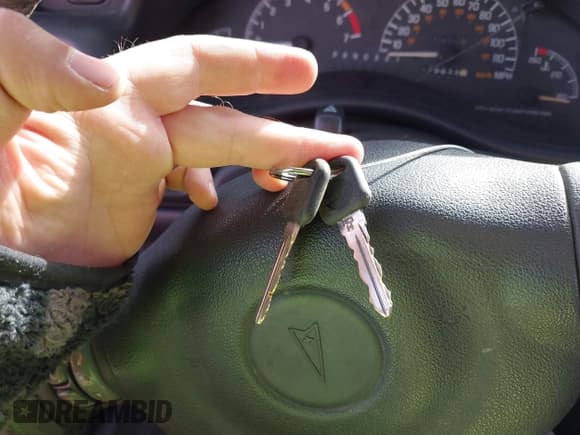 ✅ 2002 Pontiac Grand Prix GT • VIN: 1G2WP12K12F105113 • Lot: 41761228. Listed on IAAI with 179,939 mi. Free auction sales archive from the USA and detailed vehicle history report at DreamBid. Image 11.