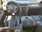 2009 Chevrolet Suburban 2LT z VIN 1GNFK26369R138644, wystawiony jako Copart lot #91350685 z przebiegiem 225 100 mil mil oraz Czysty tytuł • Clean title. Historia ofert i sprzedaży dostępna na DreamBid. Obrazek 8.