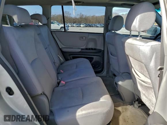 ✅ 2004 Toyota Highlander • VIN: JTEDD21A440083085 • Lot: 94926025. Wystawiony na Copart z przebiegiem 258 794 mil. Bezpłatny archiwum sprzedaży aukcyjnych z USA i szczegółowy raport historii pojazdu na DreamBid. Zdjęcie 10.