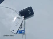 ✅ 2023 Mazda CX-30 S Premium • VIN: 3MVDMBDM1PM537755 • Lot: 42385160. Wystawiony na IAAI z przebiegiem 26 425 mil. Bezpłatny archiwum sprzedaży aukcyjnych z USA i szczegółowy raport historii pojazdu na DreamBid. Zdjęcie 11.