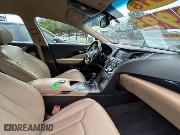 ✅ 2016 Hyundai Azera • VIN: KMHFG4JG4GA519447 • Лот: 56961515. Опубликован ранее на Copart с пробегом 48 483 миль. Бесплатный доступ к архиву аукционных продаж из США и подробный отчёт об истории автомобиля на DreamBid. Изображение 5.