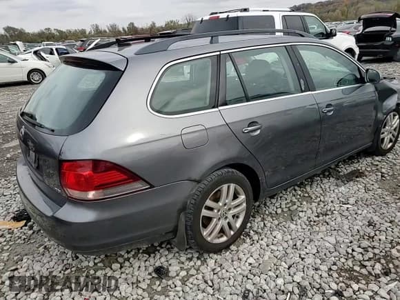 ✅ 2010 Volkswagen Jetta TDI • VIN: 3VWPL7AJ2AM654726 • Lot: 78555784. Listed on Copart with 266,967 mi. Free auction sales archive from the USA and detailed vehicle history report at DreamBid. Image 11.