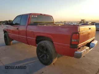 2000 Dodge 1500 z VIN 3B7HC12Y8YG120199, wystawiony jako Copart lot #74834464 z przebiegiem 218 439 mil mil oraz Szkoda całkowita • Salvage title. Historia ofert i sprzedaży dostępna na DreamBid. Obrazek 2.