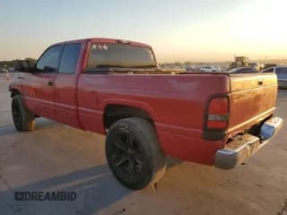 ✅ 2000 Dodge 1500 • VIN: 3B7HC12Y8YG120199 • Лот: 74834464. Опубликован ранее на Copart с пробегом 218 439 миль. Бесплатный доступ к архиву аукционных продаж из США и подробный отчёт об истории автомобиля на DreamBid. Изображение 2.