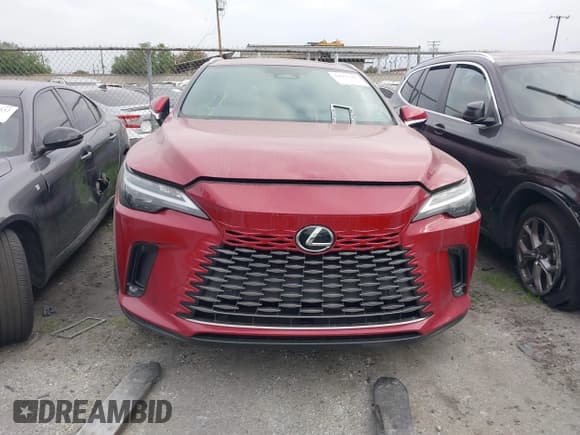 ✅ 2023 Lexus RX 350 • VIN: JTJCHMAAXP2008011 • Лот: 41665249. Опубликован ранее на IAAI с пробегом 12 571 миль. Бесплатный доступ к архиву аукционных продаж из США и подробный отчёт об истории автомобиля на DreamBid. Изображение 12.