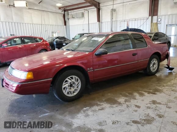 ✅ 1991 Mercury Cougar • VIN: 1MEPM60T4MH652996 • Lot: 43811635. Wystawiony na Copart z przebiegiem 129 452 mil. Bezpłatny archiwum sprzedaży aukcyjnych z USA i szczegółowy raport historii pojazdu na DreamBid. Zdjęcie 1.