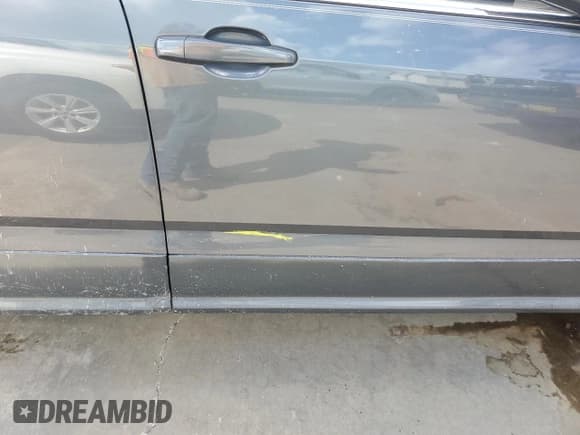 ✅ 2007 Cadillac SRX • VIN: 1GYEE637770150825 • Lot: 74789164. Wystawiony na Copart z przebiegiem Nie podano. Bezpłatny archiwum sprzedaży aukcyjnych z USA i szczegółowy raport historii pojazdu na DreamBid. Zdjęcie 13.