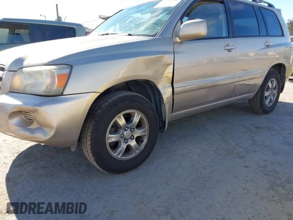 ✅ 2007 Toyota Highlander w/3rd Row • VIN: JTEEP21A670219958 • Lot: 42791482. Wystawiony na IAAI z przebiegiem 172 105 mil. Bezpłatny archiwum sprzedaży aukcyjnych z USA i szczegółowy raport historii pojazdu na DreamBid. Zdjęcie 6.