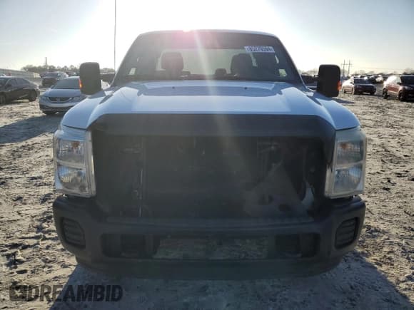 ✅ 2011 Ford F-250 XL • VIN: 1FT7X2A68BEB77362 • Lot: 85270594. Wystawiony na Copart z przebiegiem 388 492 mil. Bezpłatny archiwum sprzedaży aukcyjnych z USA i szczegółowy raport historii pojazdu na DreamBid. Zdjęcie 5.