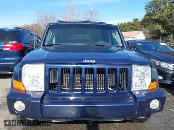 ✅ 2006 Jeep Commander • VIN: 1J8HG48K56C124311 • Lot: 41587020. Wystawiony na IAAI z przebiegiem 100 234 mil. Bezpłatny archiwum sprzedaży aukcyjnych z USA i szczegółowy raport historii pojazdu na DreamBid. Zdjęcie 12.