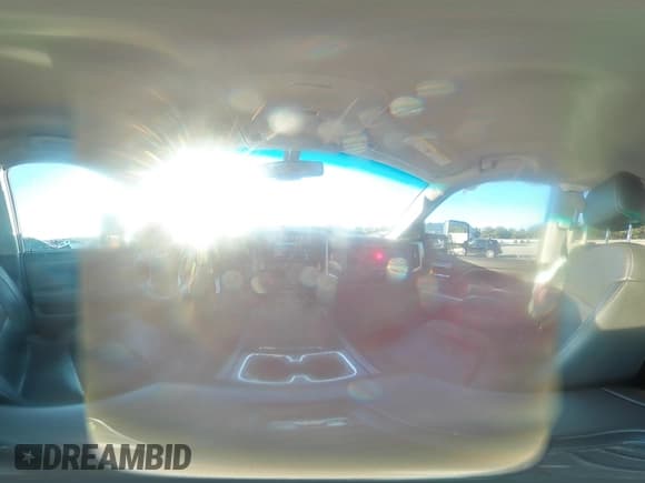 ✅ 2018 Chevrolet Silverado 2500HD LTZ • VIN: 1GC1KWEY9JF282864 • Lot: 91577195. Wystawiony na Copart z przebiegiem 78 409 mil. Bezpłatny archiwum sprzedaży aukcyjnych z USA i szczegółowy raport historii pojazdu na DreamBid. Zdjęcie 14.