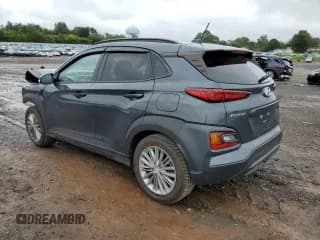 ✅ 2019 Hyundai Kona SEL • VIN: KM8K22AA1KU320425 • Лот: 69321573. Опубликован ранее на Copart с пробегом 82 913 миль. Бесплатный доступ к архиву аукционных продаж из США и подробный отчёт об истории автомобиля на DreamBid. Изображение 2.